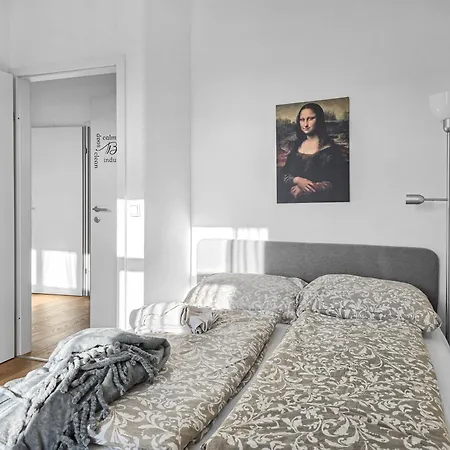 Lägenhet 3bedrooms For 6