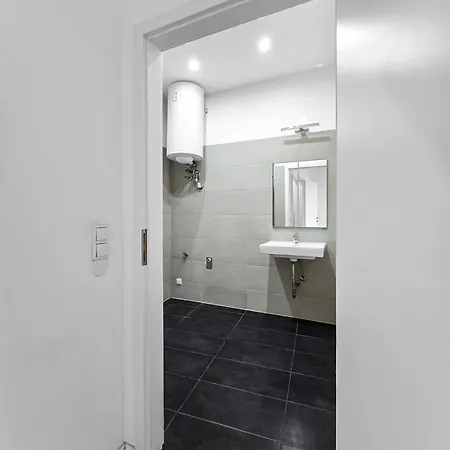 3bedrooms For 6 * Stockerau